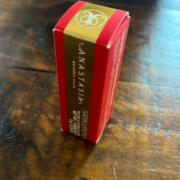 Anastasia Beverly Hills Satin Lipstick - Picture 3 of 6